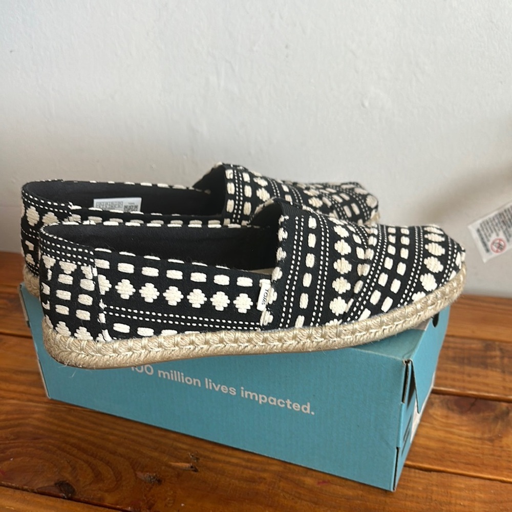 TOMS Women's Alpargata Rope Black and White Espadrilles - Picture 2 of 5